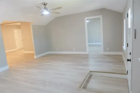 8414 De Priest Street Houston TX 77088