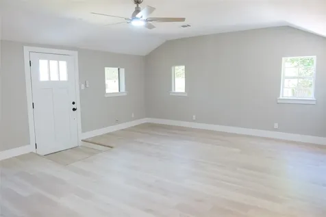 8414 De Priest Street Houston TX 77088