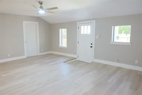 8414 De Priest Street Houston TX 77088