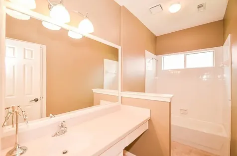 46 Grants Lake Circle Sugar Land TX 77479