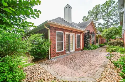 46 Grants Lake Circle Sugar Land TX 77479