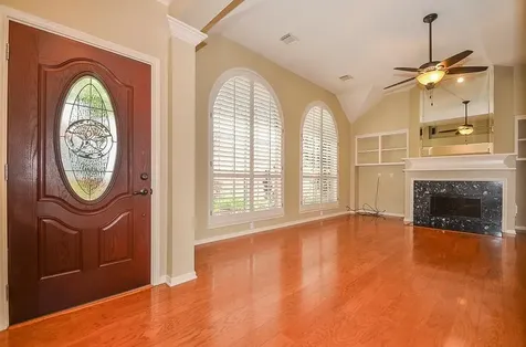46 Grants Lake Circle Sugar Land TX 77479