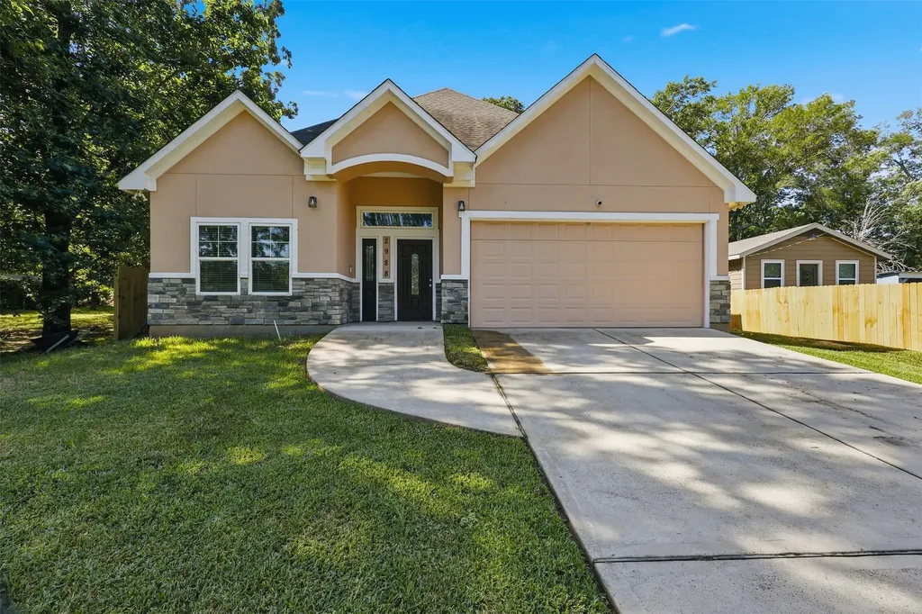 2988 Seminole Street Willis TX 77378