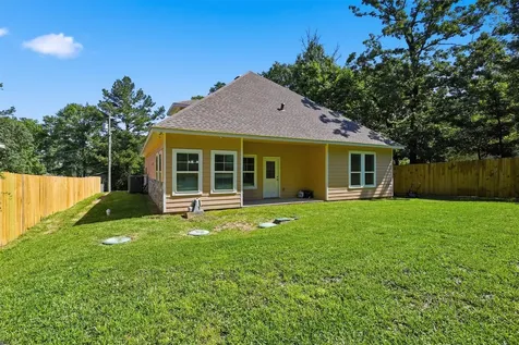 2988 Seminole Street Willis TX 77378