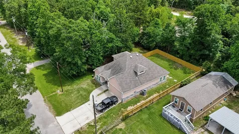 2988 Seminole Street Willis TX 77378