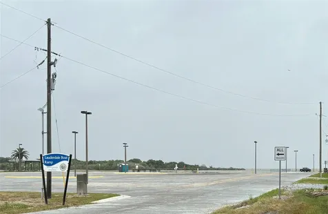 1026 N Gayle Street Gilchrist TX 77617