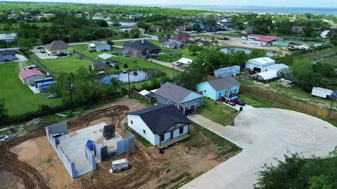 514 Jenni Lane San Leon TX 77539