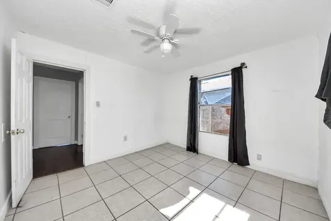 506 Thomas Avenue Pasadena TX 77506