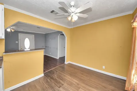 506 Thomas Avenue Pasadena TX 77506