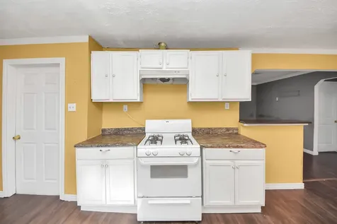 506 Thomas Avenue Pasadena TX 77506