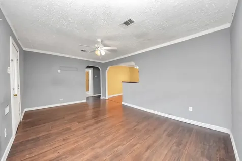 506 Thomas Avenue Pasadena TX 77506