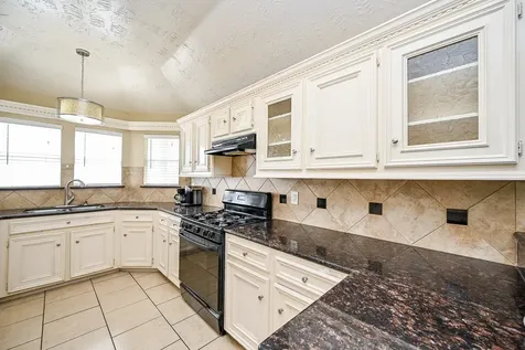 15223 Bedford Glen Drive Channelview TX 77530