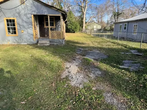304 Callier Street Palestine TX 75803