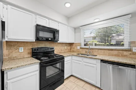 3218 Sycamore Springs Drive Kingwood TX 77339