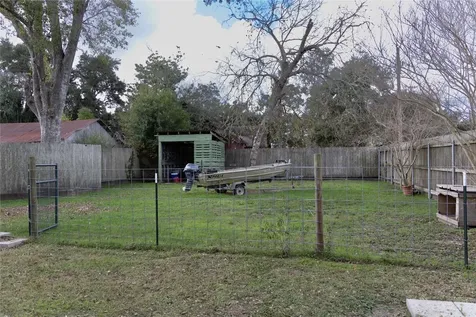 402 Alamo Street El Campo TX 77437