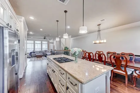 1325 W 24th Street D Houston TX 77008
