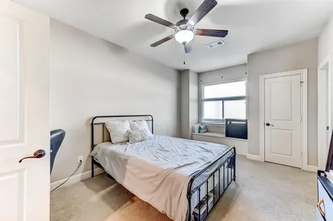 1325 W 24th Street D Houston TX 77008
