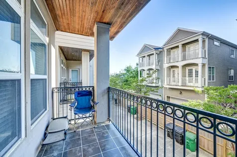 1325 W 24th Street D Houston TX 77008
