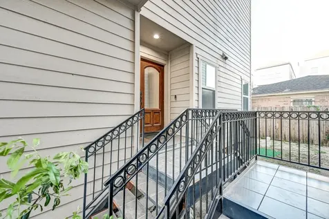 1325 W 24th Street D Houston TX 77008