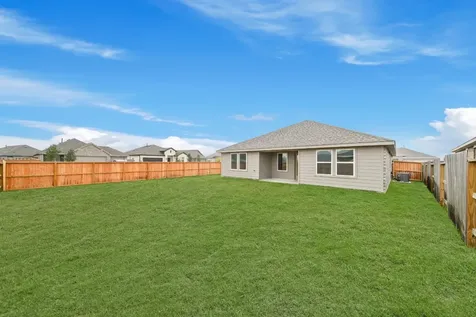 240 Ice Shore Trail Dayton TX 77535