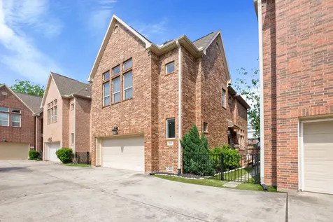 933 W 17th Street Houston TX 77008