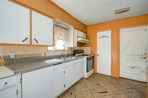 1410 Caplin Street Houston TX 77022