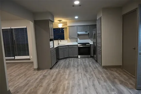 10053 W Twin Shore Drive Willis TX 77318