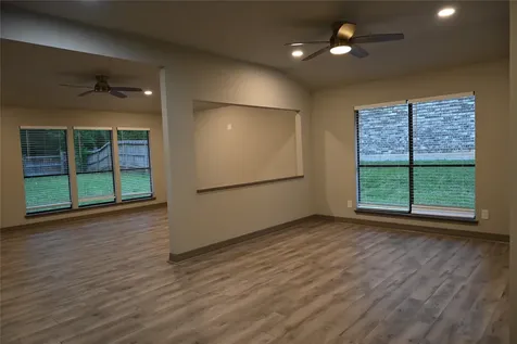 10053 W Twin Shore Drive Willis TX 77318