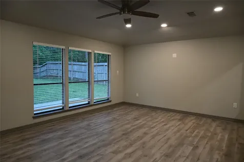 10053 W Twin Shore Drive Willis TX 77318