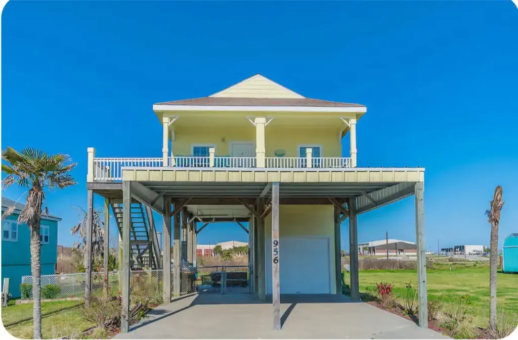 956 S Monkhouse Drive Port Bolivar TX 77650