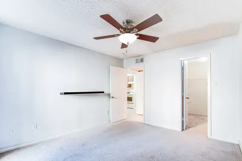 3919 Fairmont Parkway 177 Pasadena TX 77504