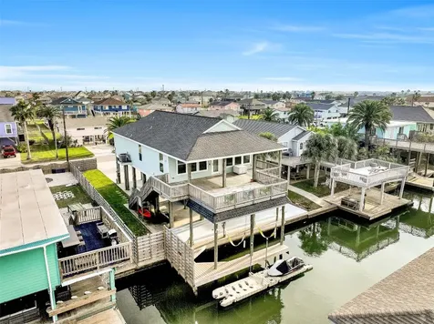 16506 Trinidad Way Jamaica Beach TX 77554