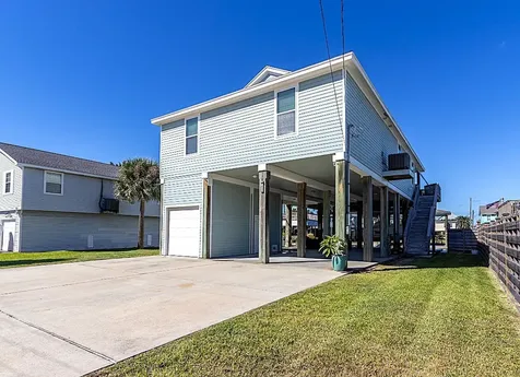 16506 Trinidad Way Jamaica Beach TX 77554