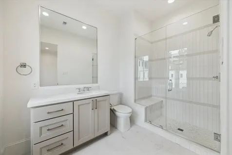 25 Wentworth Gate Path Houston TX 77027