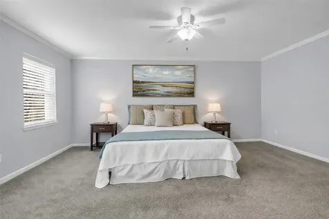 6469 Olympia Drive 66 Houston TX 77057