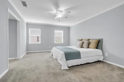 6469 Olympia Drive 66 Houston TX 77057