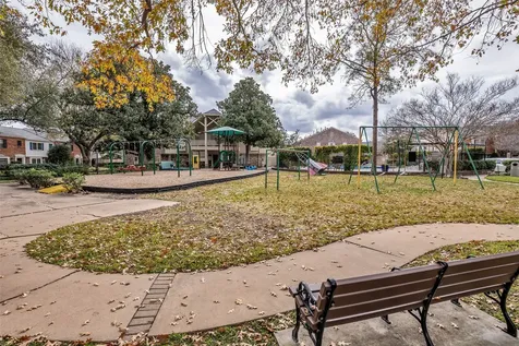6469 Olympia Drive 66 Houston TX 77057