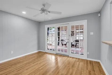 6469 Olympia Drive 66 Houston TX 77057