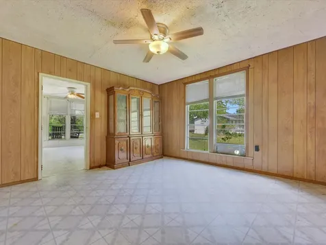 1216 N Hendrix Avenue Diboll TX 75941