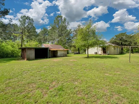 1216 N Hendrix Avenue Diboll TX 75941
