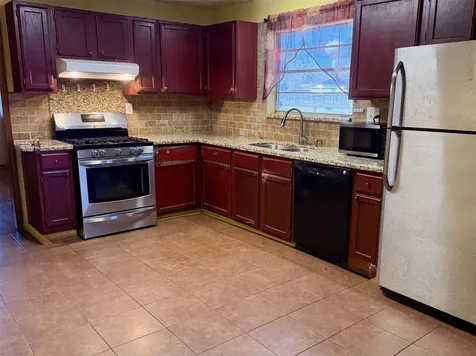 909 Dutch Street Deer Park TX 77536