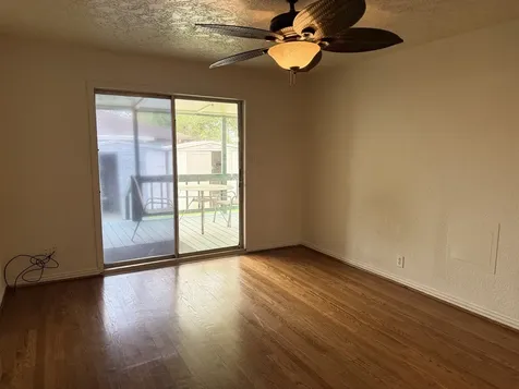 909 Dutch Street Deer Park TX 77536