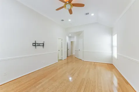 618 Detering Street Houston TX 77007