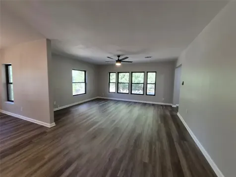 92 Summer Place Huntsville TX 77340