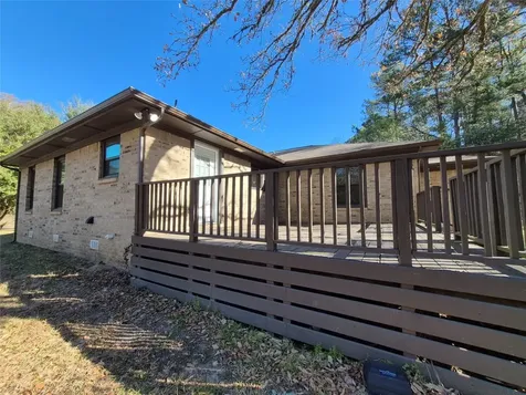 92 Summer Place Huntsville TX 77340