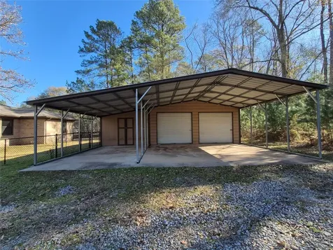 92 Summer Place Huntsville TX 77340