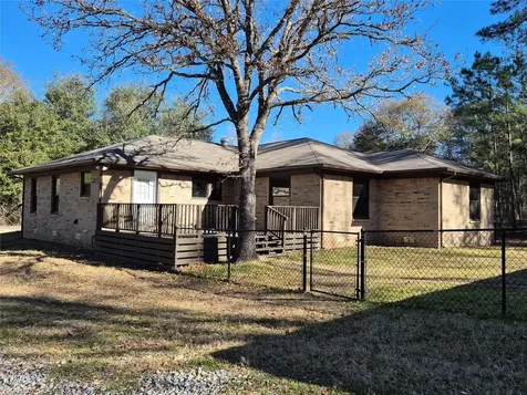 92 Summer Place Huntsville TX 77340