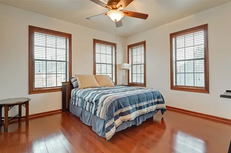 2412 Oakdale Street Houston TX 77004