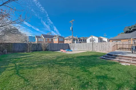2412 Oakdale Street Houston TX 77004