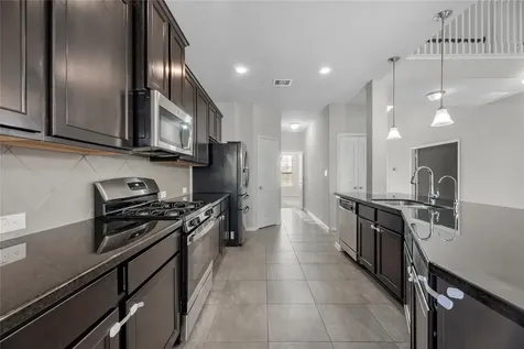 5718 Oakhurst Trail Pasadena TX 77505
